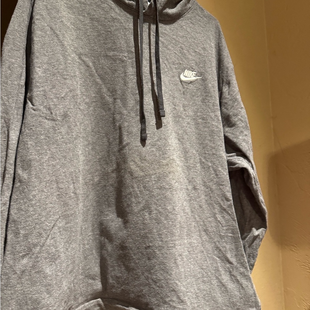 Nike Men's Gray Hoodie